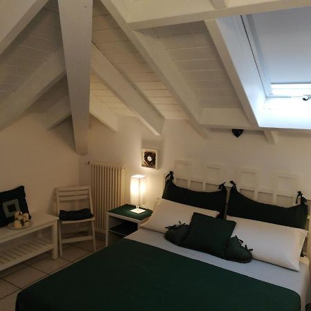 B&B Le Magnolie Γκαλλαράτε Εξωτερικό φωτογραφία