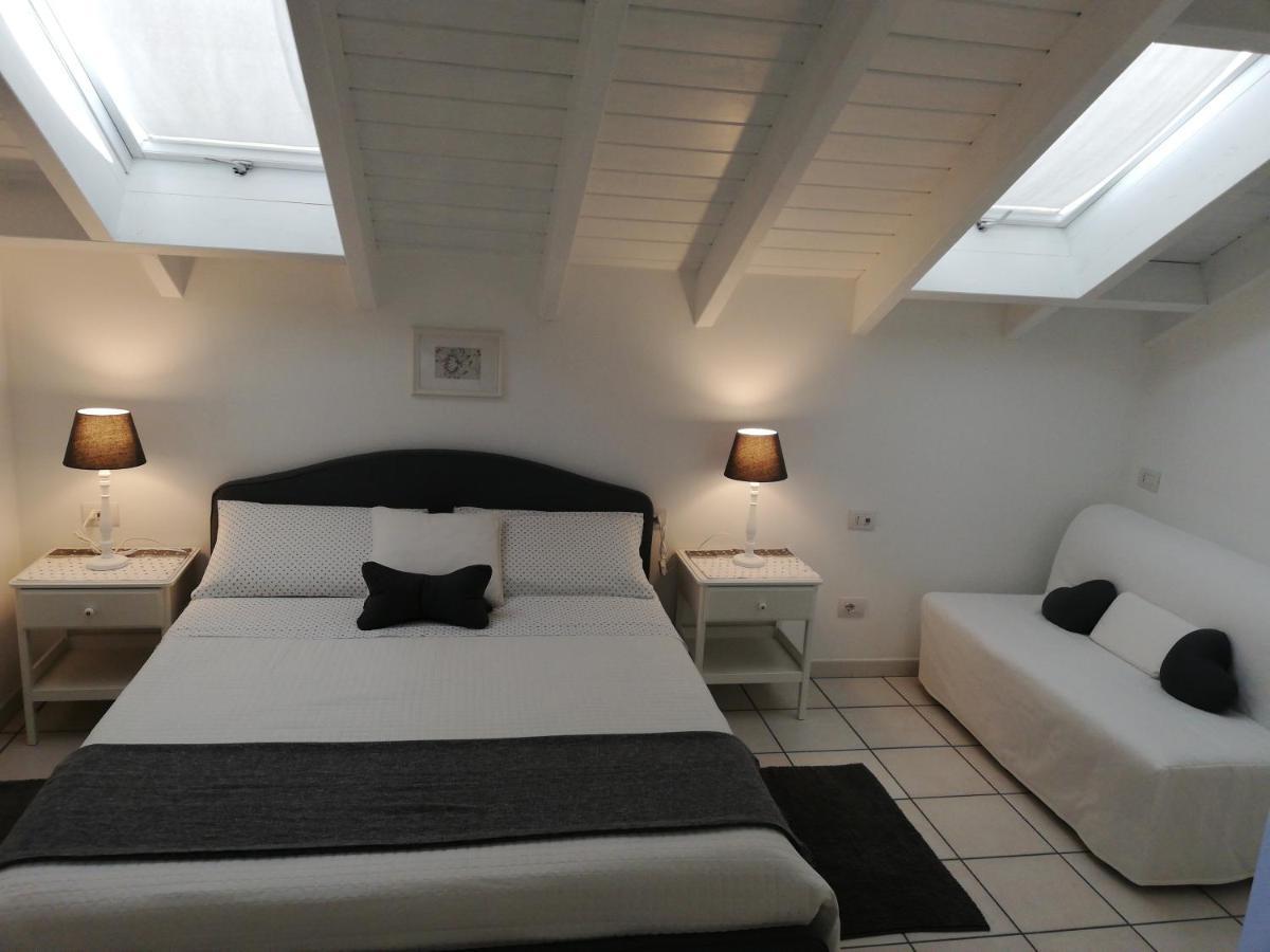 B&B Le Magnolie Γκαλλαράτε Εξωτερικό φωτογραφία