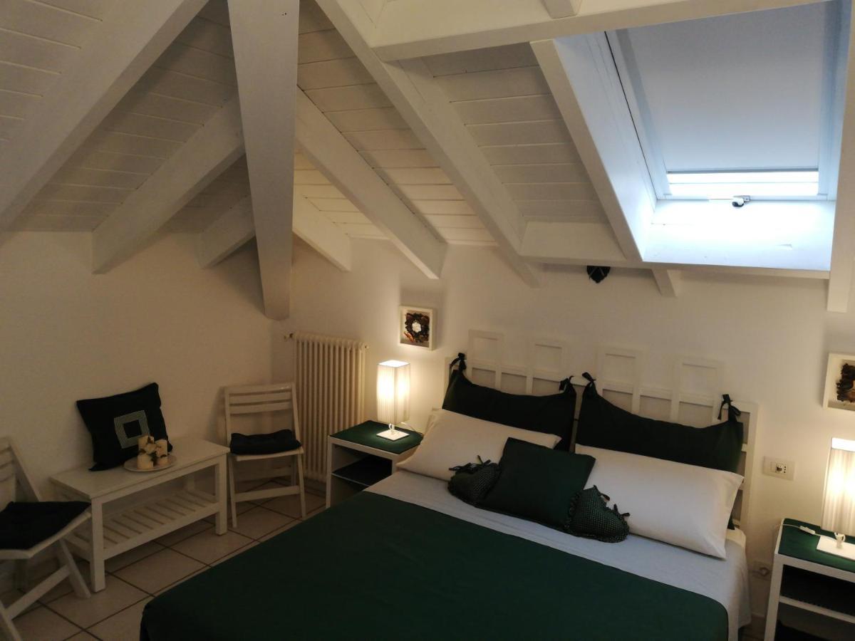 B&B Le Magnolie Γκαλλαράτε Εξωτερικό φωτογραφία