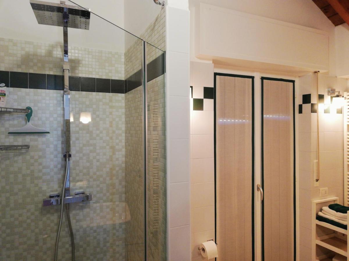 B&B Le Magnolie Γκαλλαράτε Εξωτερικό φωτογραφία