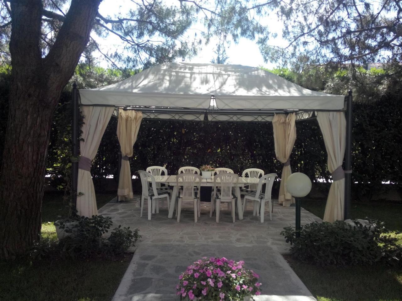 B&B Le Magnolie Γκαλλαράτε Εξωτερικό φωτογραφία