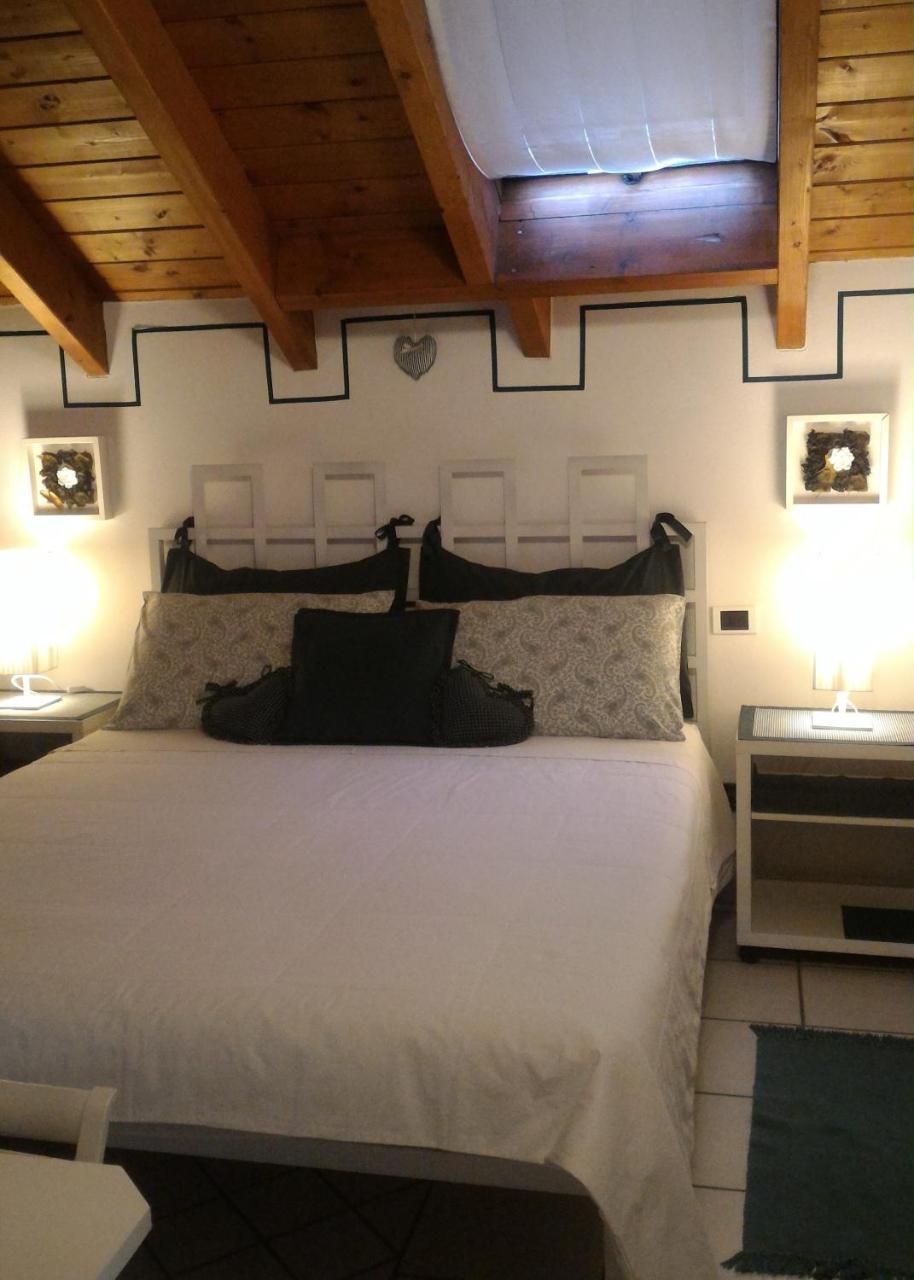 B&B Le Magnolie Γκαλλαράτε Εξωτερικό φωτογραφία