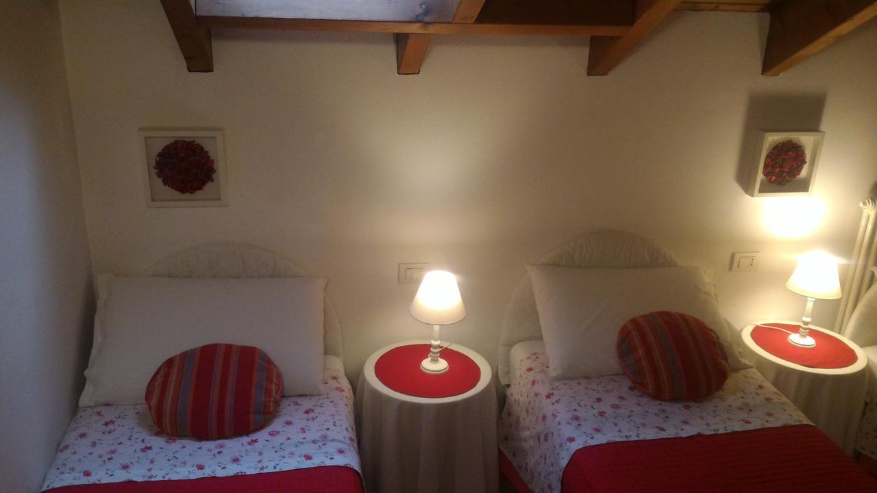 B&B Le Magnolie Γκαλλαράτε Εξωτερικό φωτογραφία